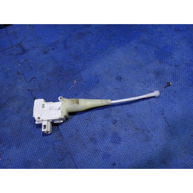 ポルシェ ボクスター 986   リア トランク ロック アクチュエーター 品番 98662411701 【0095】 | 