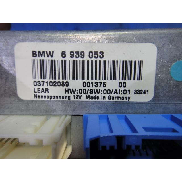 BMW E60 E61 525i 545i 等  ビデオ モジュール　品番 6939053  [0126] |  | 01