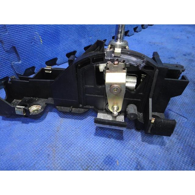 ポルシェ ボクスター 986  A/T オートマ シフト ボックス  品番 99642601108 【0137】 |  | 02