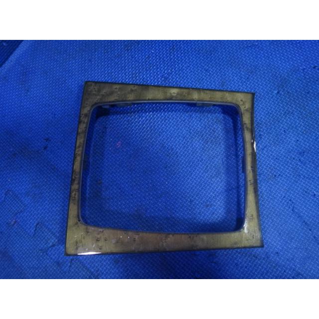 メルセデス ベンツ W204 C200 等 純正 シフトゲートパネル 品番 2046803407  [0199] | 