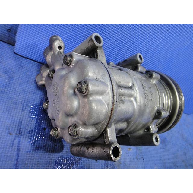 2011y ルノー カングー KWK4M 等 A/C エアコン コンプレッサー 品番 8200953359  [0220] |  | 02