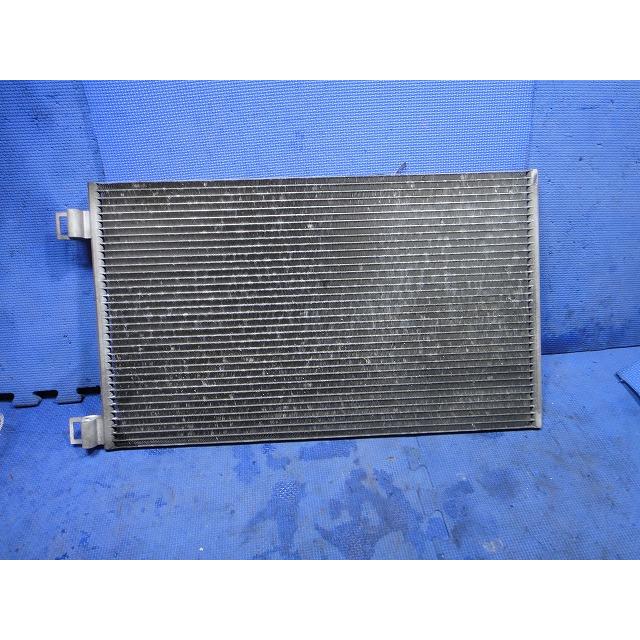 2011y ルノー カングー KWK4M 等 コンデンサー  品番 8200455795  [0220] |  | 01