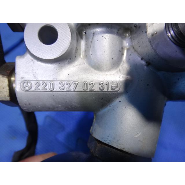 メルセデス ベンツ  SL500 R230 等  ABC バルブ ABC プレッシャー バルブ 品番 2203200858【0225】 |  | 02