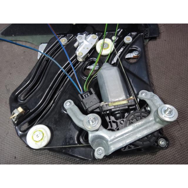 メルセデス ベンツ  SL500 R230 等 左 リア レギュレーター モーター 後   品番 2306700103【0225】 |  | 01