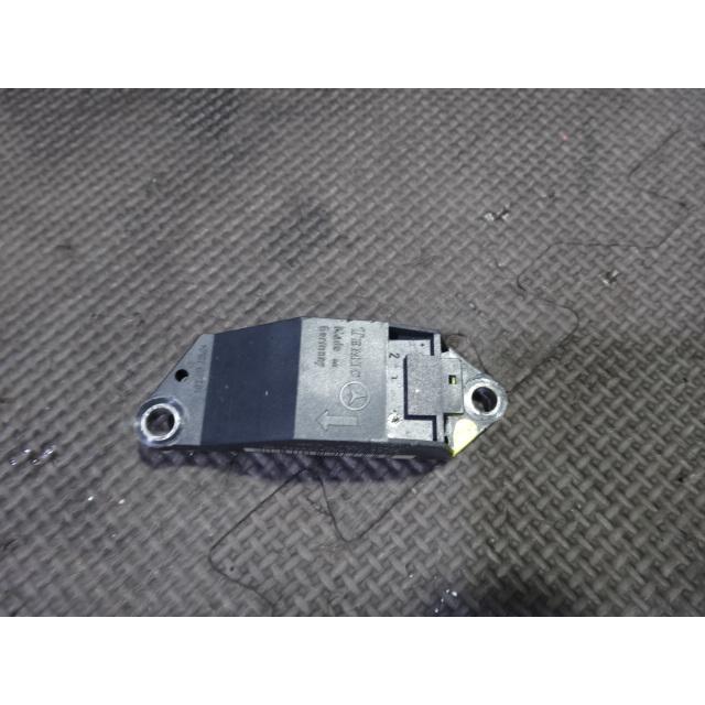 メルセデス ベンツ  SL500 R230 等  エアバック クラッシュ センサー  品番 0018209326【0225】 | 