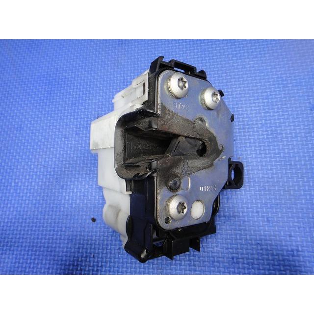 フィアット アバルト 500 3121 系 右 ドア ロック アクチュエーター ソレノイド  品番 51935113 [0290] | 