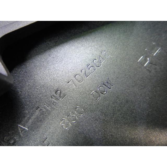 BMW Z4 E85 BT25 BT30 等　右 テール レンズ ライト カバー　トリム 品番 7025642　 472/グレー    [0406] |  | 02