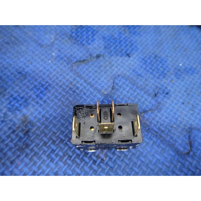 ポルシェ ボクスター 986  シートヒーター スイッチ  品番 98661315210  【0429】 |  | 01