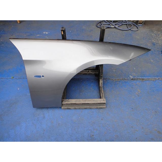 BMW 320i E90 E91 等 右 フロント フェンダー   A52/スペース グレー  [0476] | 