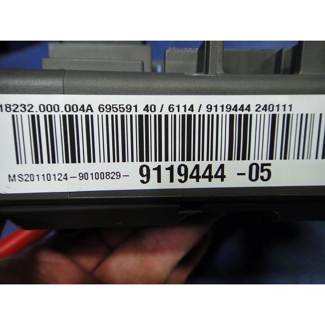 BMW 320i E90 E91 等 ヒューズ ボックス  品番 9119444  [0476] |  | 02