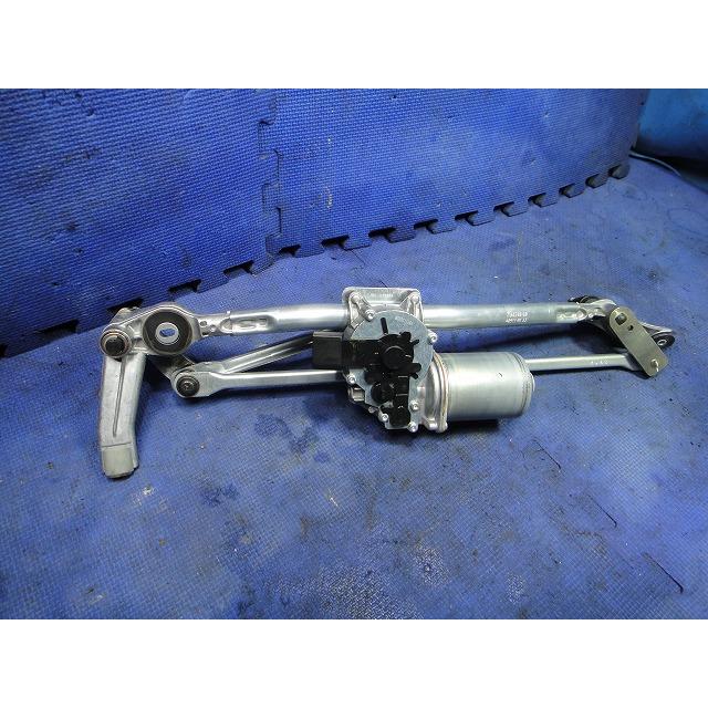 BMW 320i E90 E91 等  ワイパー リンク & モーター 品番 7161710  6978264  [0476] |  | 01