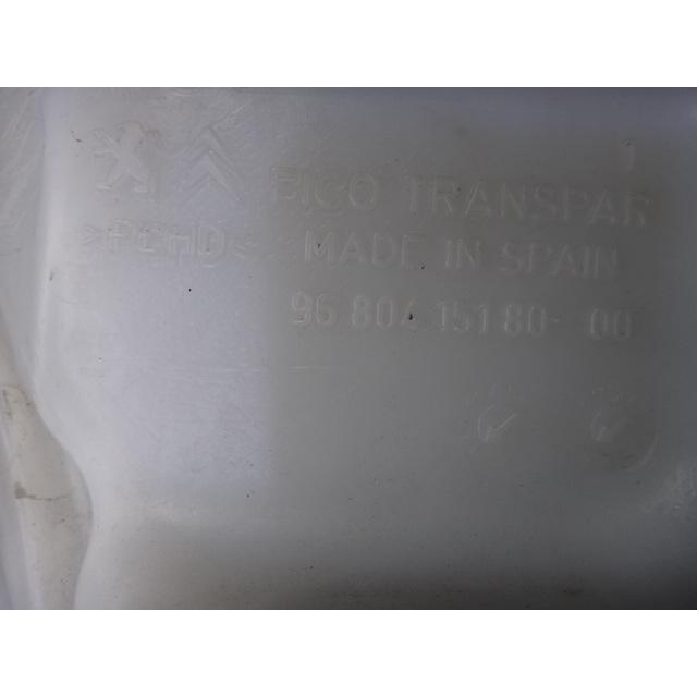 プジョー 207 CC A7C5F01 等  ウィンド ウォッシャー タンク モーター付き  品番 9680415180 [0484] |  | 02