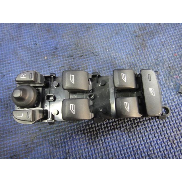 Volvo ボルボ V70 BB系 等 フロント 運転席　パワーウィンドウ スイッチ 品番 31376495　[0503] | 