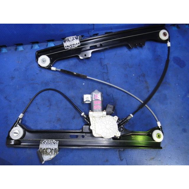 BMW E60 E61 525i NA25 NG25 NB44 等 右 フロント パワーウィンドウ レギュレーター　モーター付き　品番 7075668 [0592] | 