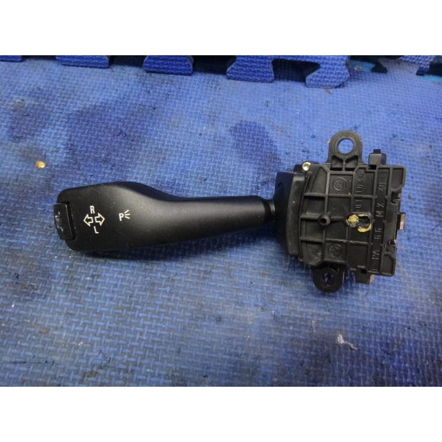 BMW Z4 E85 BT22 BT25 BT30 等  ウィンカー スイッチ レバー　品番 8363664  [0668] | 