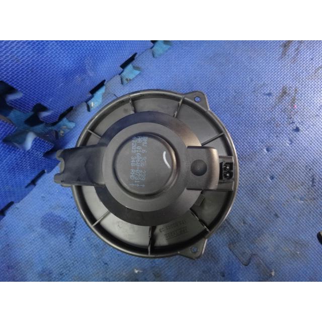 BMW Z4 E85 BT22 BT25 BT30 等  ブロア モーター ファン　ヒーターファン　品番 6926239  [0668] |  | 01