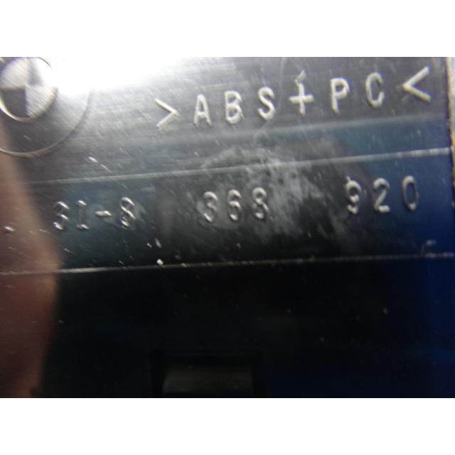 BMW Z4 E85 BT22 BT25 BT30 等  ハザード スイッチ　 品番 8368920  [0668] |  | 01