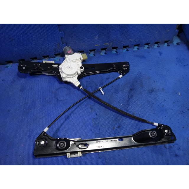 BMW E90 E91 320i 325i 等 純正 右 フロント パワーウィンドウ レギュレーター 品番 7140588  [0719] |  | 01