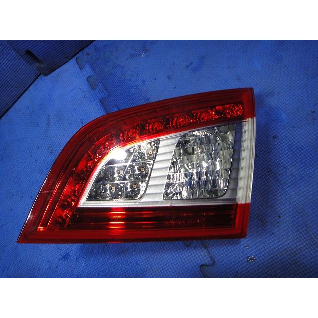 プジョー 508 SW W2W5F02 W2系 等  右 テール フィニッシャー レンズ ライト ランプ 品番 9686780680 [0721] | 