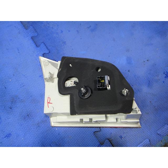 プジョー 508 SW W2W5F02 W2系 等  右 テール フィニッシャー レンズ ライト ランプ 品番 9686780680 [0721] |  | 01