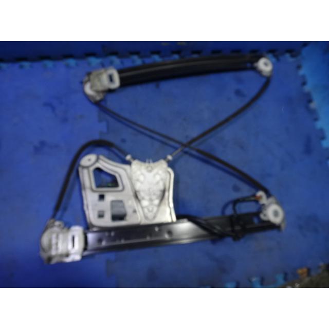 メルセデス ベンツ  W220 S320 S350 S500 等 右 フロント パワーウィンドウ レギュレータ―  [0729] |  | 01