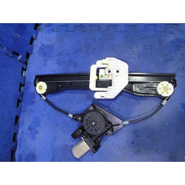 BMW ミニ クロスオーバー R60 等 右 リア パワーウィンドウ レギュレーター 品番  9800636  [0857] |  | 01