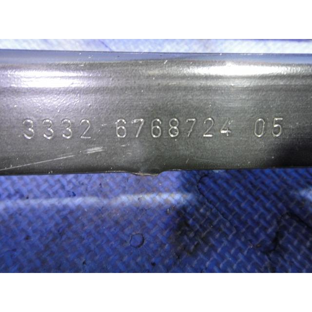 BMW ミニ クロスオーバー R60 等 左右共通 リア ロア アッパー アーム 上下 (l) 品番 6768724 6768726 走行:34,300Km[0857] |  | 01