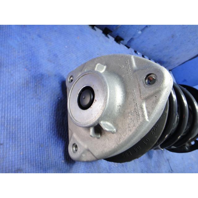 メルセデス ベンツ A180 W176 等 左 フロント ショック ストラット 走:25,000Km 品番 1763201738  [0885] |  | 03