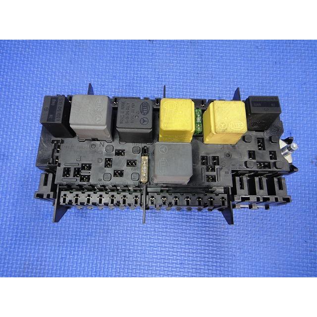 メルセデス ベンツ A180 W176 等 ヒューズ リレー ボックス サム ユニット 品番 2469060093   [0885] | 