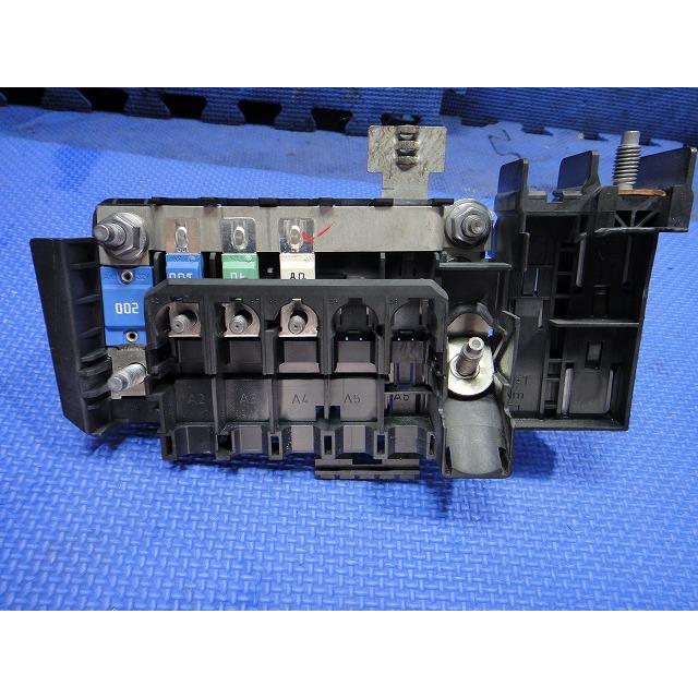 メルセデス ベンツ A180 W176 等 バッテリー ヒューズ ボックス リレー 品番 2465400950　0035422319  [0885] |  | 01