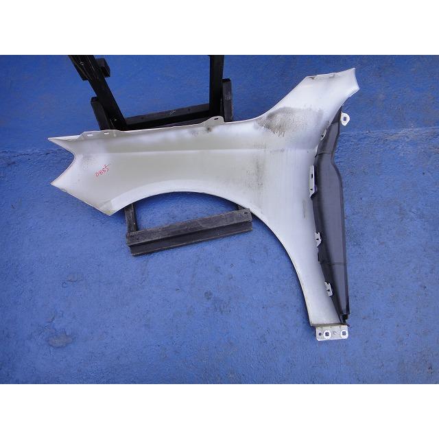 メルセデス ベンツ A180 W176 等 右 フロント フェンダー   650/カルサイトホワイト [0885] |  | 04