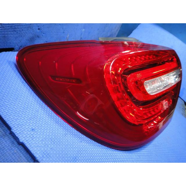 メルセデス ベンツ A180 W176 等 左 テール レンズ ライト ランプ  品番 1769060300   [0885] |  | 02