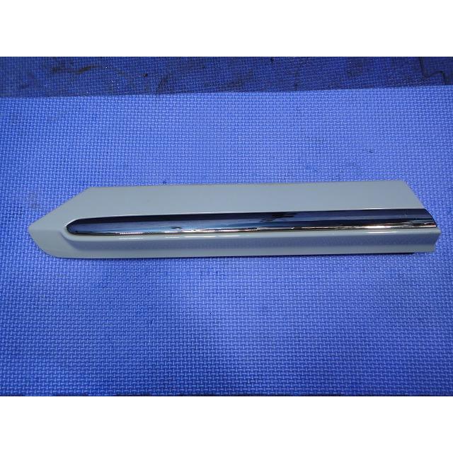 VW ザ ビートル 16CBZ 等 右 リア フェンダー モール 品番 5C5853932  LP5F/デニムブルー [0928] | 