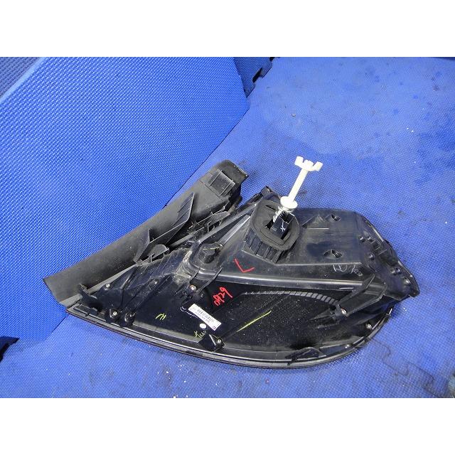 VW ザ ビートル 16CBZ 等 左 テール レンズ ライト ランプ  品番 5C5945095   [0928] |  | 02