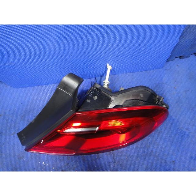 VW ザ ビートル 16CBZ 等 右 テール レンズ ライト ランプ  品番 5C5945096   [0928] |  | 01