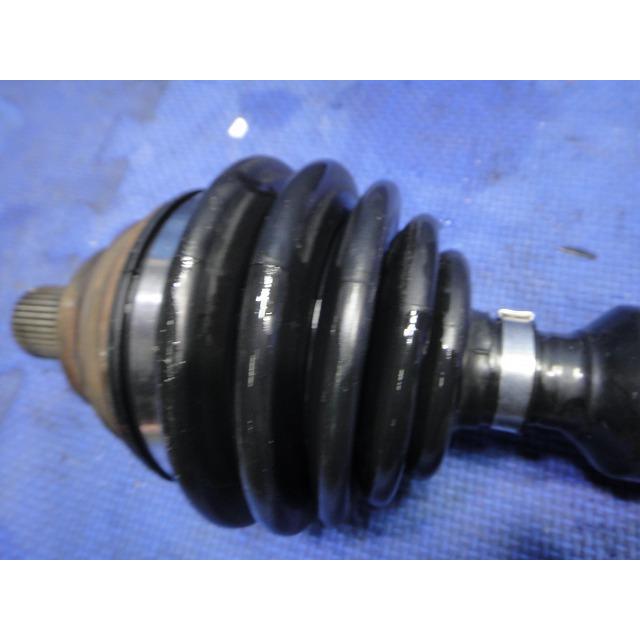 VW ザ ビートル 16CBZ 等  右 フロント ドライブシャフト　品番 5C0407272 AP [0928] |  | 01