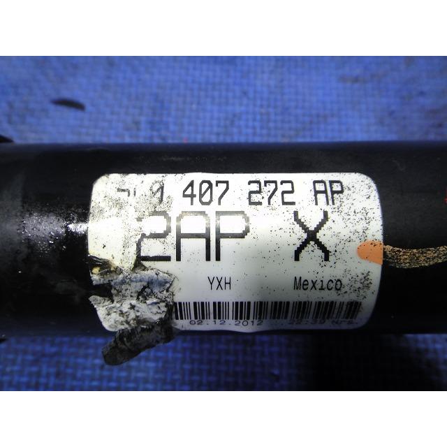 VW ザ ビートル 16CBZ 等  右 フロント ドライブシャフト　品番 5C0407272 AP [0928] |  | 03