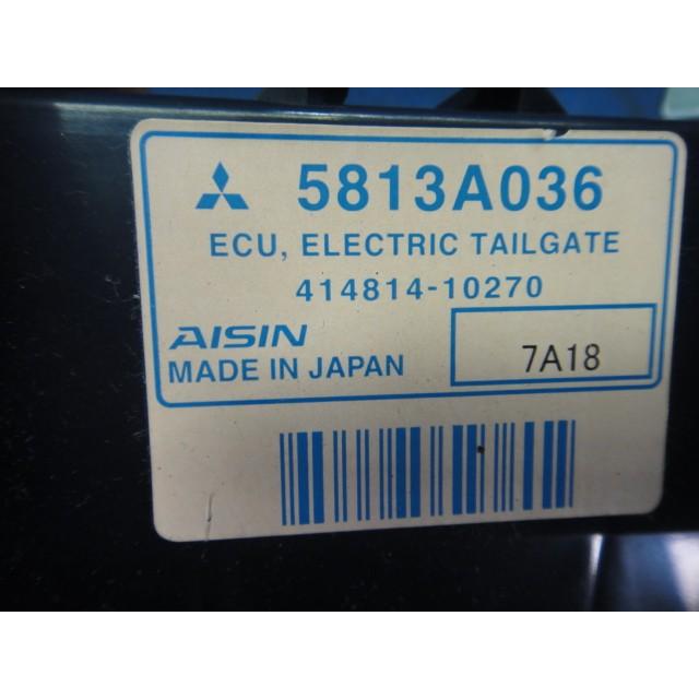 三菱 デリカ D5 CV5W 等　リア ゲート バック ドア パワー ゲート コンピューター  5813A036   [1012] |  | 01