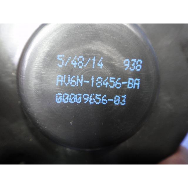 Volvo ボルボ V40 MB4164T 等 ブロア モーター ファン  品番 AV6N18456BA  [1063] |  | 02