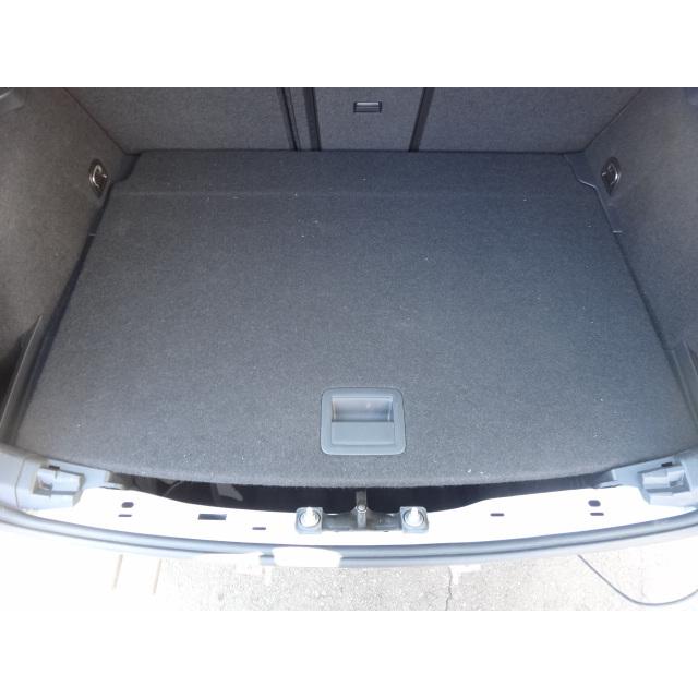 ワーゲン ゴルフ 7 AUCPT AUCJZ 等 リア カーゴルーム フロア ボード マット カバー 品番 5G6858855 [1074] |  | 04
