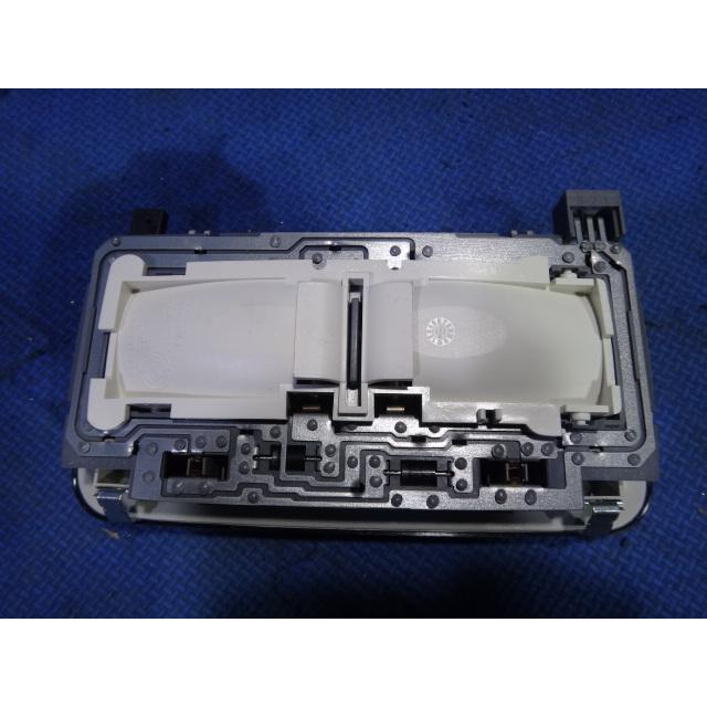 アルファロメオ ジュリエッタ 940141 等 フロント ルームランプ ルームライト   [1287] |  | 01