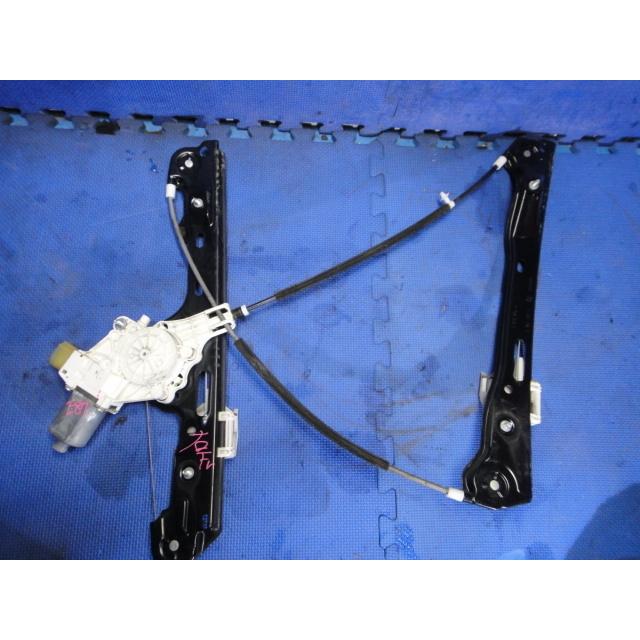 BMW E87 116i 等  右 フロント ドア パワーウィンドウ レギュレーター  品番 7138466　 [1327] | 