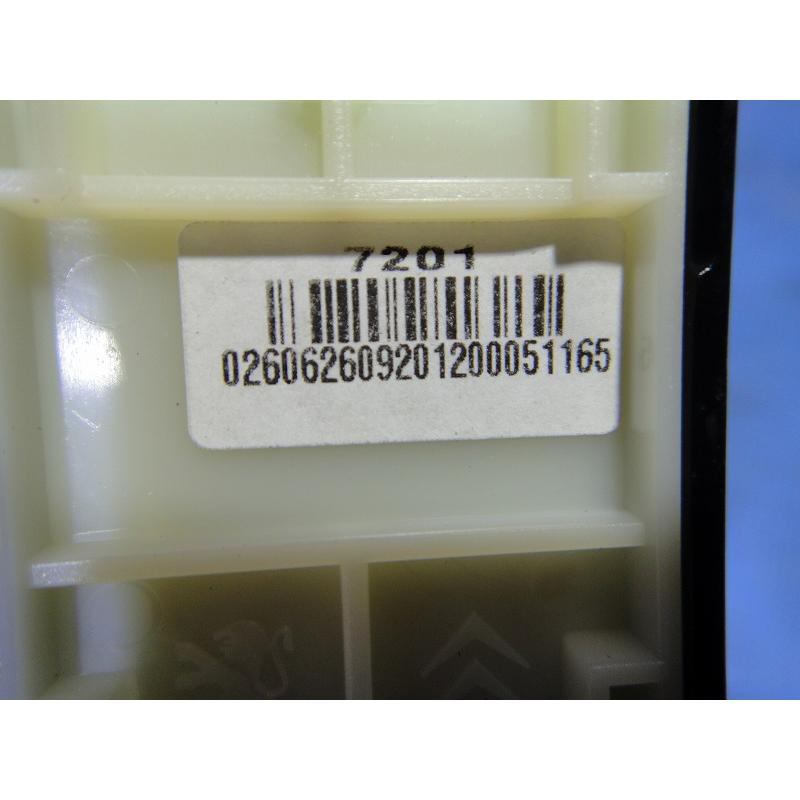 プジョー 208 A9 系 等   ナビ モニター コントロール スイッチ 品番 02606260920  [1348] |  | 02