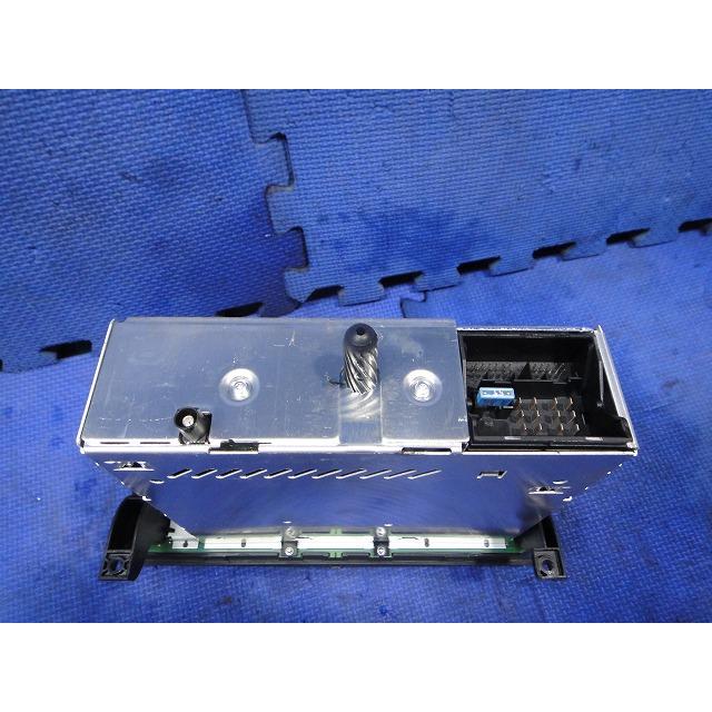 BMW X1 E84 VL18 等 純正 CD デッキ オーディオ  品番 9263462  [1424] |  | 02