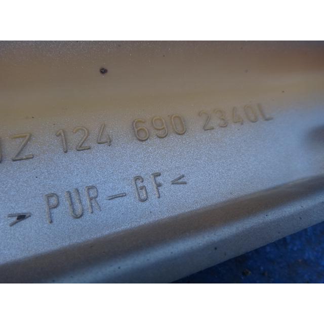 メルセデス ベンツ W124　E280 E320 等 左 サイドステップ スカート  品番 1246902340   [1479] |  | 07