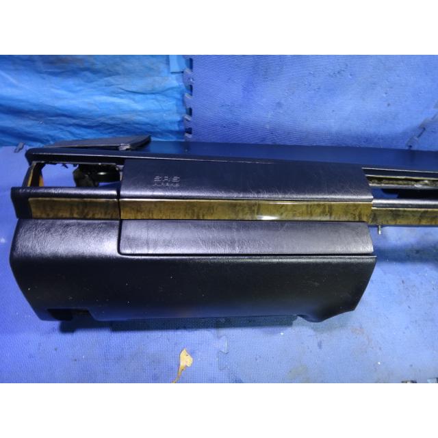 メルセデス ベンツ W124　E280 E320 等 ダッシュボード 後期 右ハンドル 黒   [1479] |  | 03