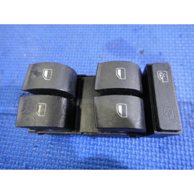 アウディ A4 8E系 B6 等  フロント 運転席 パワーウィンドウ スイッチ 品番 8Z0959851D [1593] | 