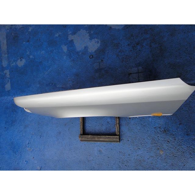 メルセデス ベンツ W124 E280 E320 等 左 フロント フェンダー  744/シルバー [1652] |  | 03