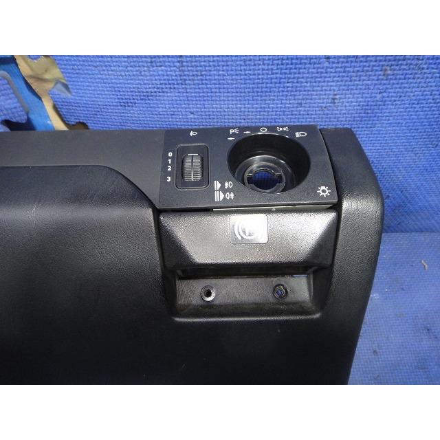 メルセデス ベンツ W124 E280 E320 等  ハンドル 下 カバー 運転席 パネル  右ハンドル  [1652] |  | 03