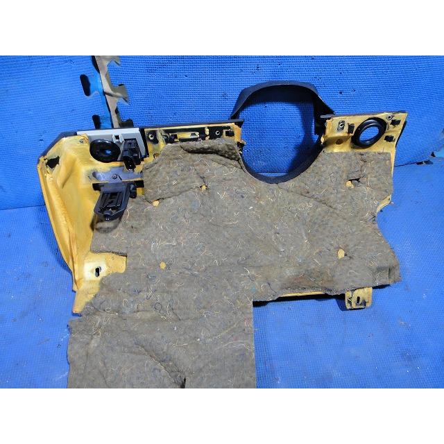 メルセデス ベンツ W124 E280 E320 等  ハンドル 下 カバー 運転席 パネル  右ハンドル  [1652] |  | 04